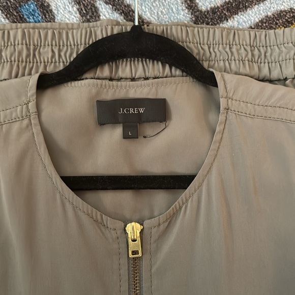 JCREW Women’s green bomber jacket - Sz: L - Picture 2 of 6